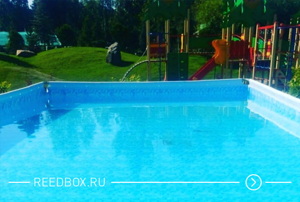 Открытый летний бассейн в парке Прищепка, Ветлужанка в Красноярске